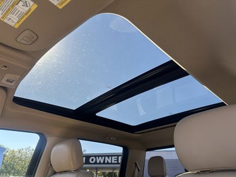 Used 2019 Ford F150 Lariat w/ Equipment Group 502A Luxury image 25