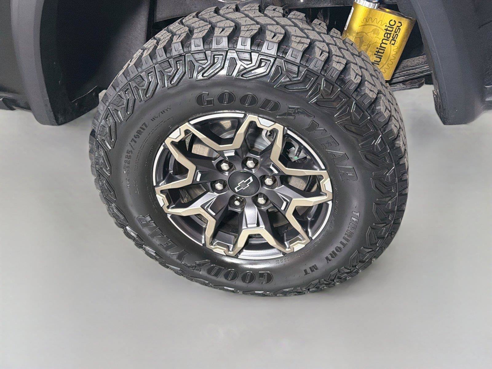 Used 2024 Chevrolet Colorado ZR2 w/ ZR2 Convenience Package III AWD/4WD image 29