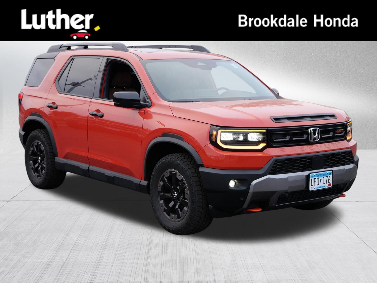 Certified 2026 Honda Passport TrailSport Elite image 1