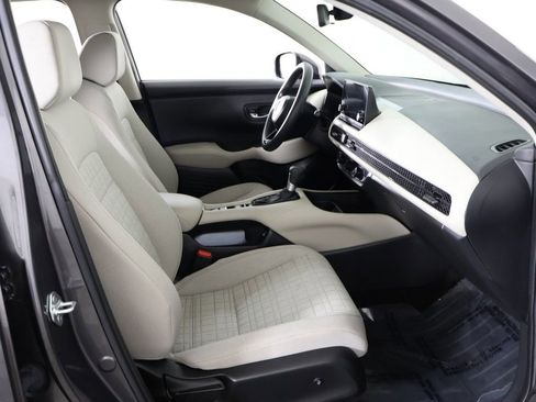 Used 2023 Honda HR-V LX image 29