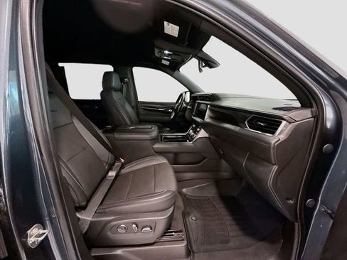 Used 2021 GMC Yukon XL Denali image 28