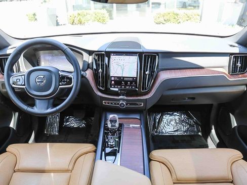 Used 2023 Volvo XC60 T8 Ultimate w/ Climate Package AWD/4WD image 14