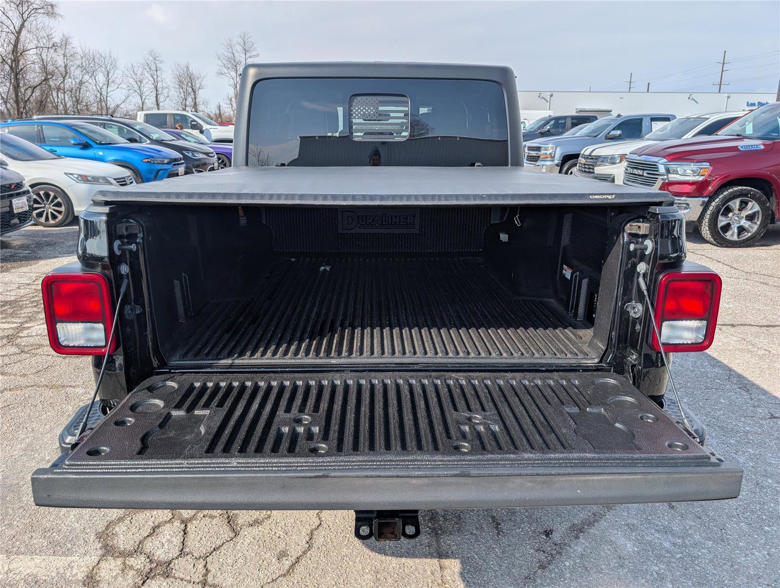 Used 2022 Jeep Gladiator Overland w/ Popular Equipment Package AWD/4WD image 12