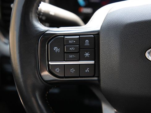 Used 2023 Ford F450 Platinum w/ FX4 Off-Road Package AWD/4WD image 25