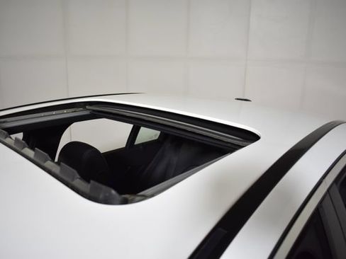 Used 2020 Mercedes-Benz C 300 4MATIC Sedan image 37