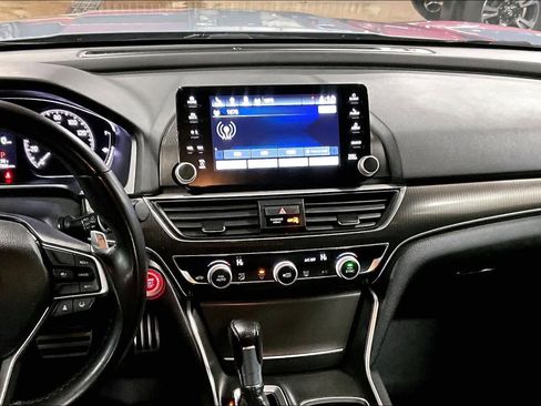 Used 2022 Honda Accord Sport image 6