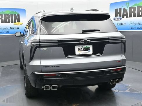 New 2026 Chevrolet Traverse RS w/ LPO, Floor Liner Package FWD image 4