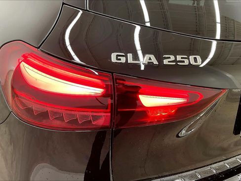 Used 2026 Mercedes-Benz GLA 250 image 14