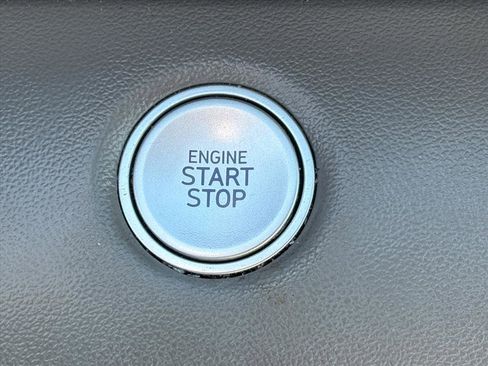 Certified 2023 Hyundai Elantra SEL image 12