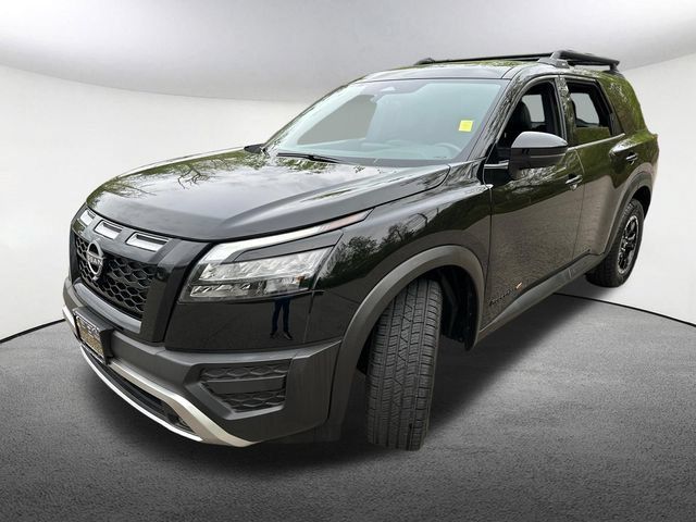 Used 2023 Nissan Pathfinder Rock Creek AWD/4WD image 5