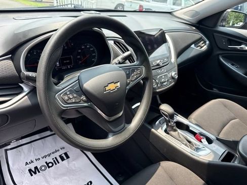 Used 2022 Chevrolet Malibu LS w/ Driver Confidence Package II FWD image 27