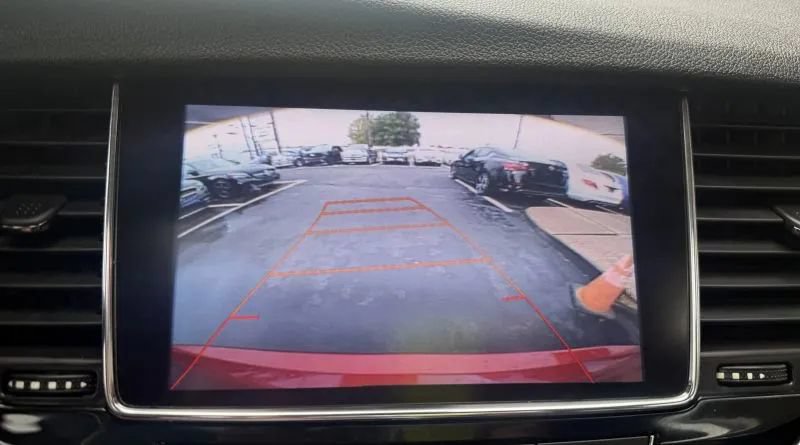 Used 2017 Buick Encore Essence w/ Experience Buick Package FWD image 35