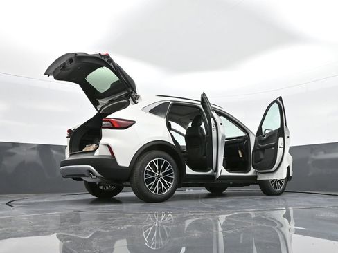 New 2025 Ford Escape SE image 45