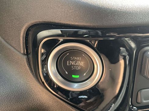 Certified 2025 Chevrolet Silverado 1500 High Country w/ High Country Premium Package AWD/4WD image 26