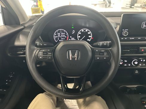 Used 2023 Honda HR-V LX image 8