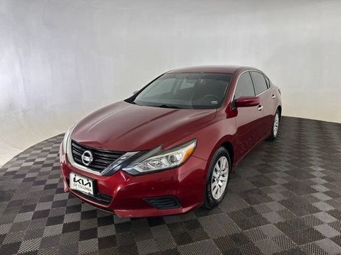 Used 2018 Nissan Altima 2.5 S w/ S Convenience Package FWD image 5