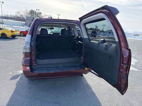 Used 2015 Lexus GX 460 w/ Premium Package image 17