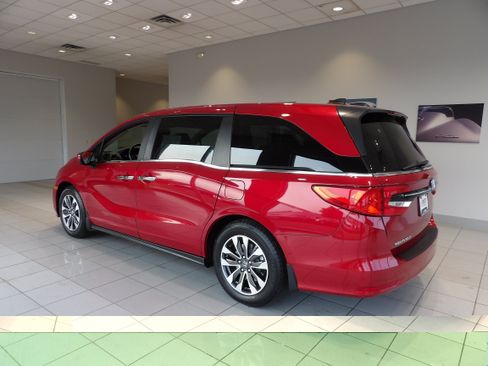 Used 2023 Honda Odyssey EX-L image 6