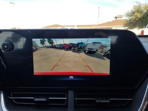 New 2026 Chevrolet Trax LT w/ Driver Confidence Package image 23