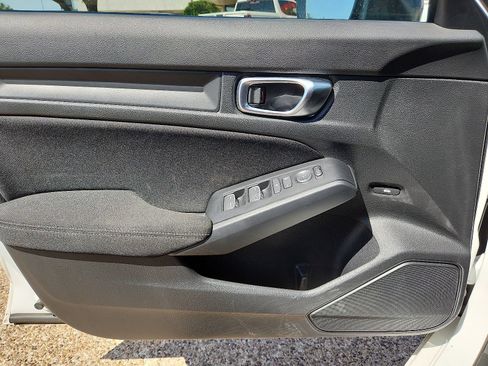 Used 2025 Honda Civic Sport image 16