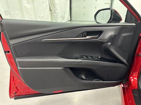 Used 2026 Toyota Camry SE FWD image 8