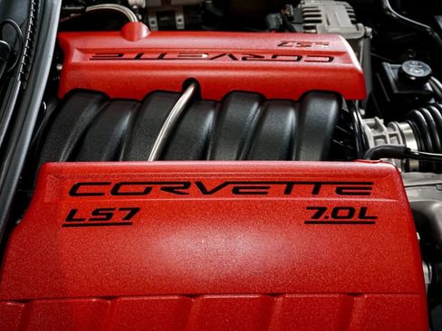 Used 2013 Chevrolet Corvette 427 w/ 1SC Preferred Equipment Group RWD image 80