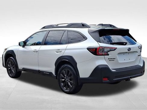 Used 2025 Subaru Outback Onyx Edition w/ Popular Package #2 AWD/4WD image 4