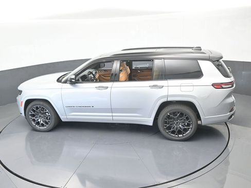 New 2025 Jeep Grand Cherokee L Summit image 47