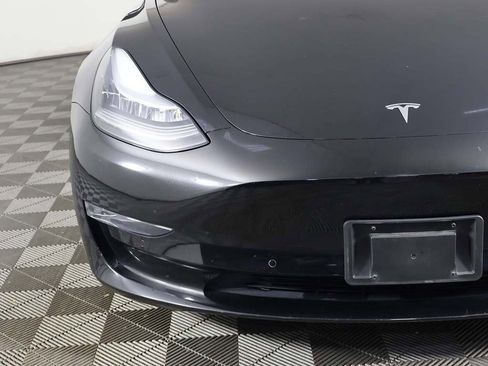 Used 2018 Tesla Model 3 Long Range image 15
