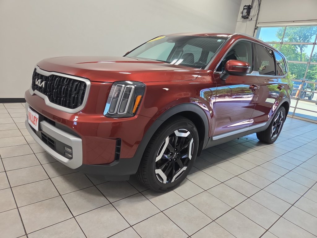 Used 2023 Kia Telluride AWD image 8