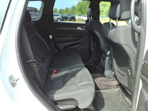 Used 2017 Jeep Grand Cherokee Laredo w/ Quick Order Package 23E AWD/4WD image 18