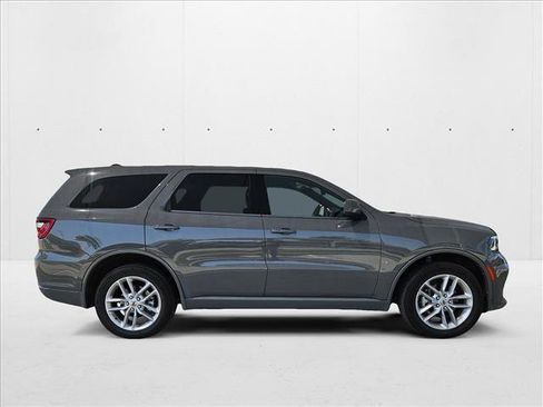 Used 2022 Dodge Durango GT image 4