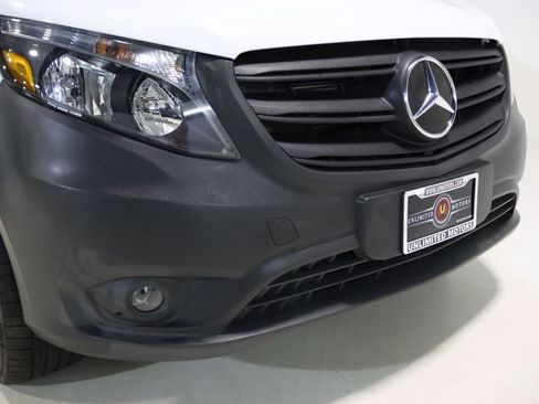 Used 2023 Mercedes-Benz Metris Passenger image 23