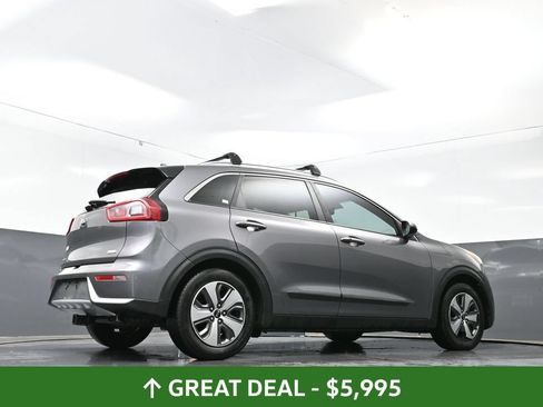 Used 2018 Kia Niro LX FWD image 47