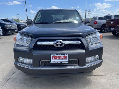 Used 2013 Toyota 4Runner SR5 w/ Convenience Pkg AWD/4WD image 9