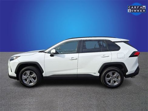 Used 2025 Toyota RAV4 XLE image 7