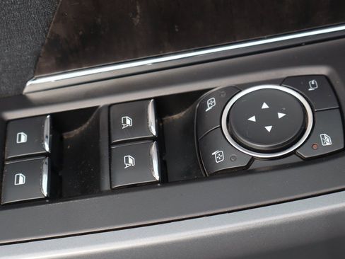 Used 2022 Ford F150 Lariat image 16