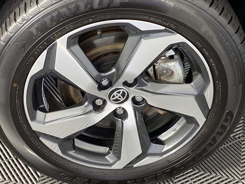Used 2024 Toyota RAV4 SE AWD/4WD image 30