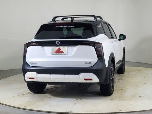 New 2026 Nissan Kicks SV w/ Cold Weather Package AWD/4WD image 6
