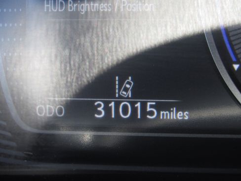 Used 2022 Lexus UX 250h w/ Luxury Package AWD/4WD image 30