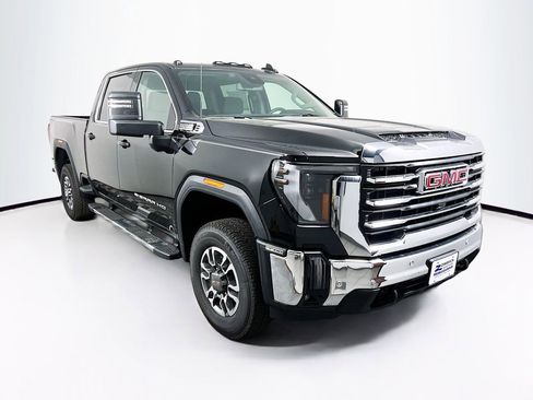 New 2026 GMC Sierra 2500 SLE w/ SLE Value Package; AWD/4WD image 1