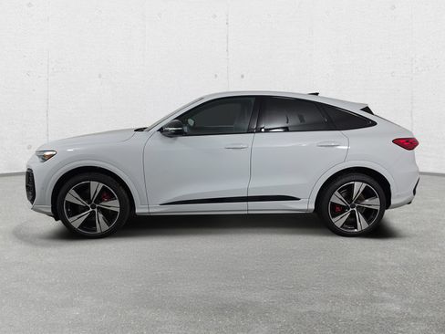 New 2026 Audi SQ5 Premium Plus AWD/4WD image 4