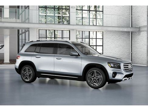 New 2026 Mercedes-Benz GLB 250 4MATIC image 13