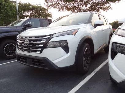 Used 2025 Nissan Rogue SV