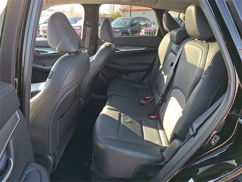 Used 2023 INFINITI QX50 Luxe image 10