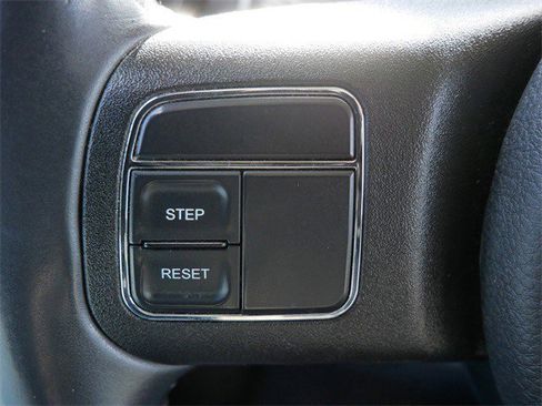 Used 2015 Jeep Patriot Latitude image 23