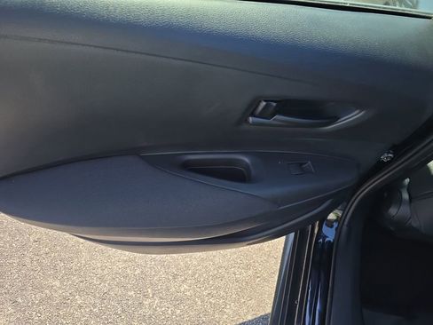 Used 2022 Toyota Corolla LE image 10