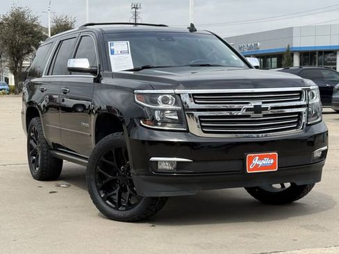 Used 2019 Chevrolet Tahoe Premier w/ Premier Plus Edition image 2