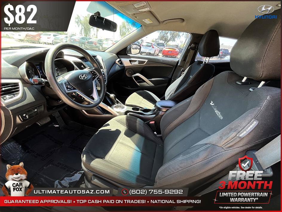 Used 2015 Hyundai Veloster FWD image 11
