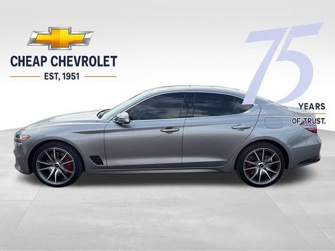 Used 2025 Genesis G70 2.5T RWD image 2